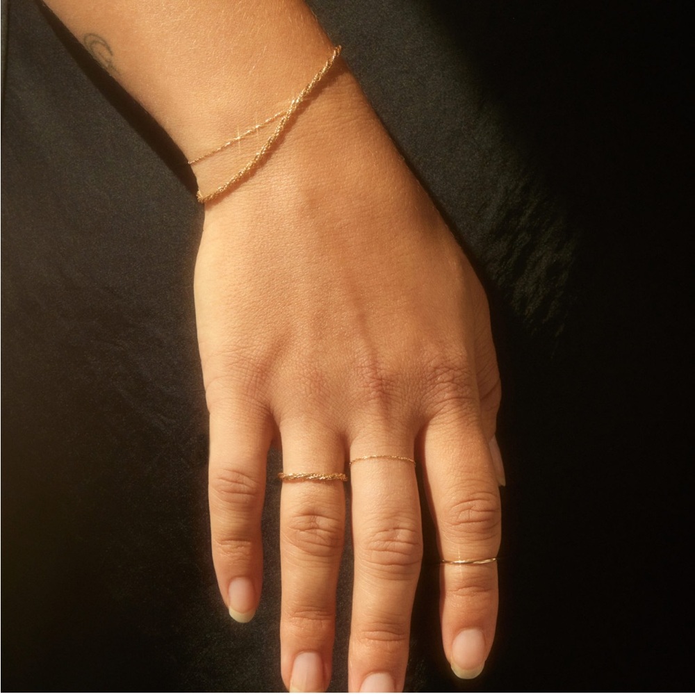 CATBIRD Lover's Bracelet
14k Solid Gold - Picture 4 of 11